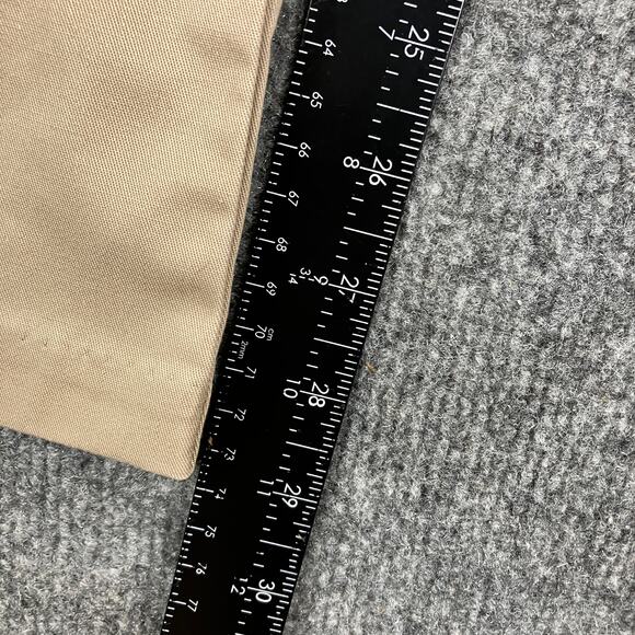 Lee Pants Women's 4 Short Khaki Wrinkle Free Straight Flat Front Casual Chino - Picture 3 of 10